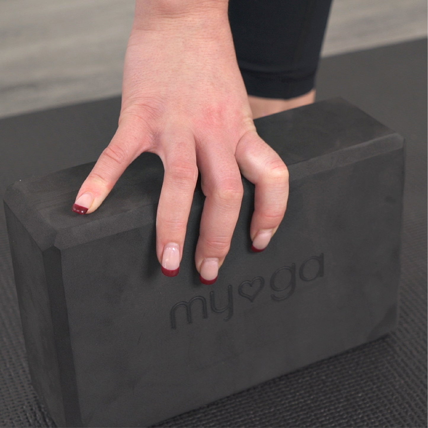 Stabilization Set with 2 Blocks and a Yoga Strap - Black